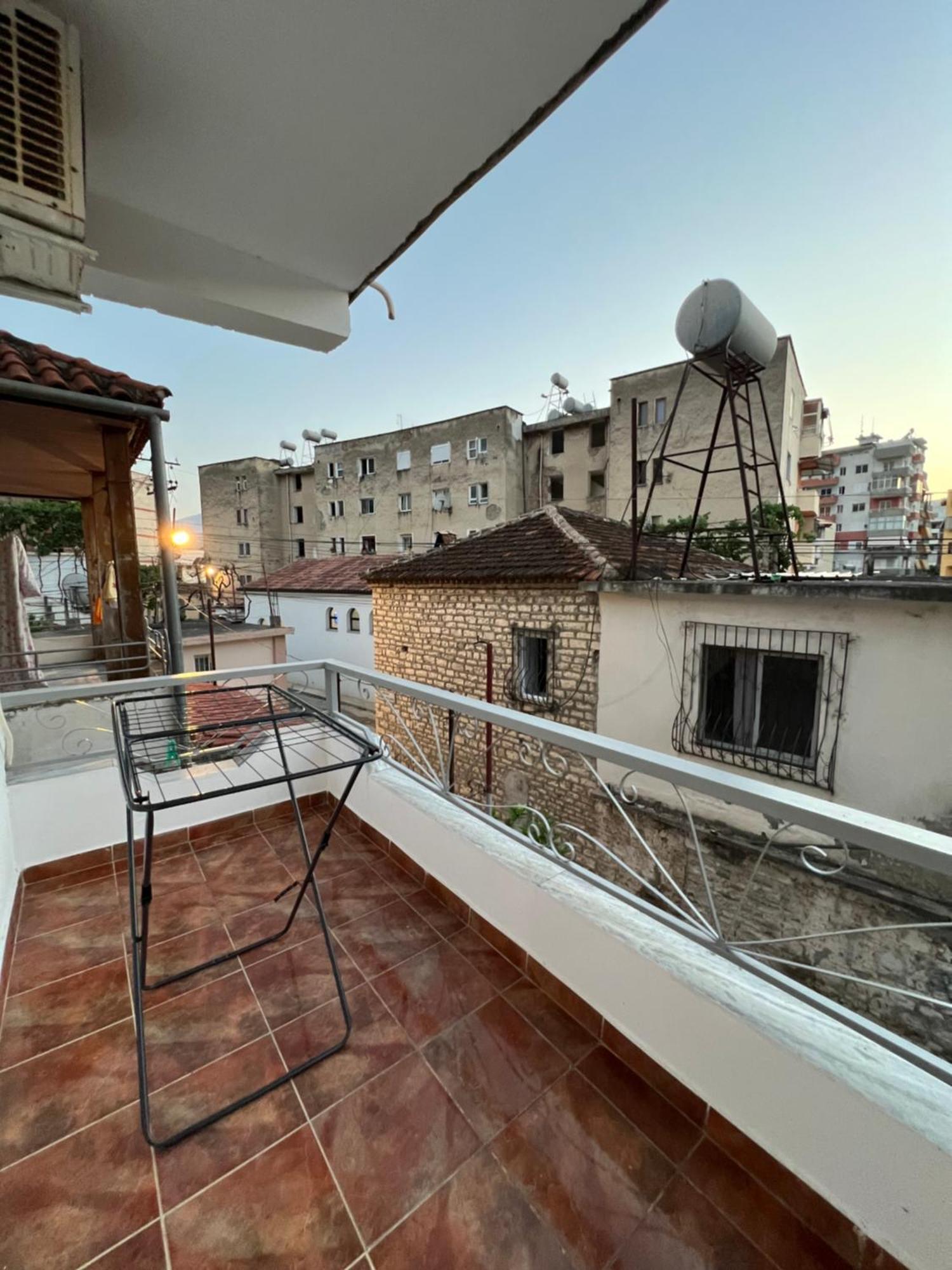 Villa Ensalv Berat - Apartment - Room - Penthouse Exteriér fotografie
