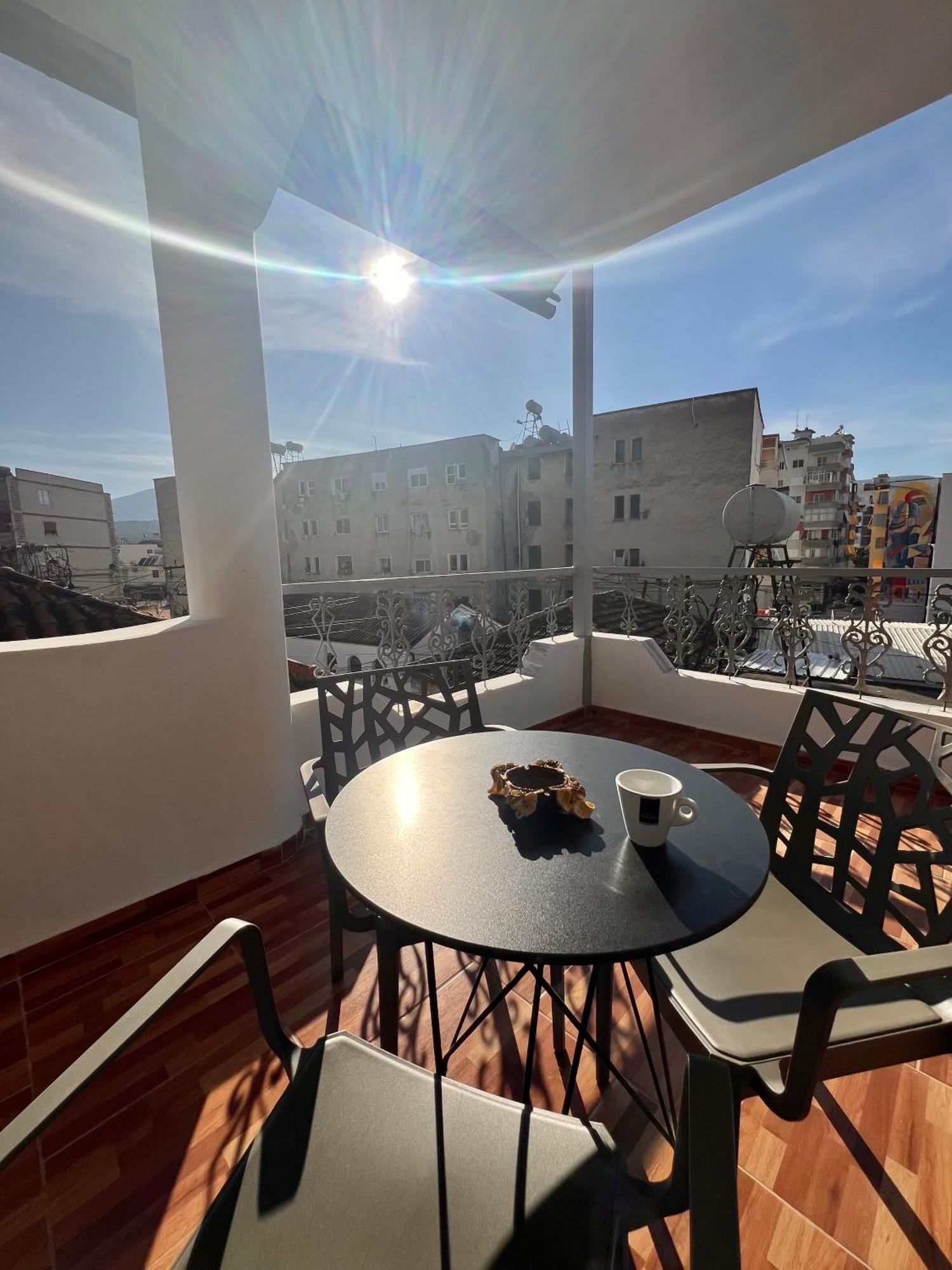 Villa Ensalv Berat - Apartment - Room - Penthouse Exteriér fotografie